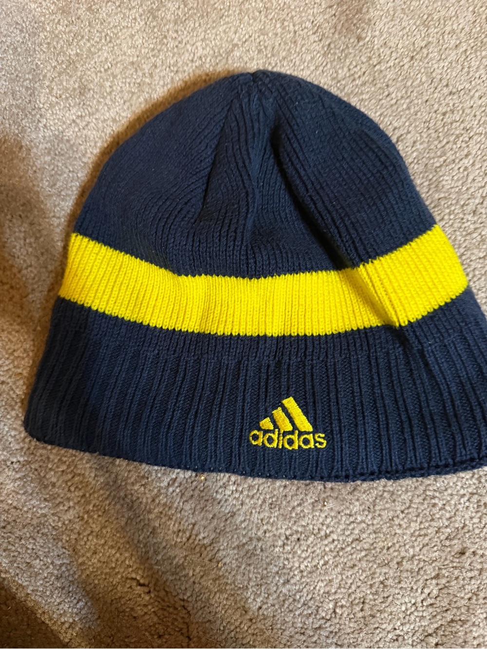 adidas Men’s Michigan Navy Blue Beanie with Yellow Stripe